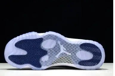 (2019) NAVY - 11 RETRO LOW JORDAN SNAKE 0611